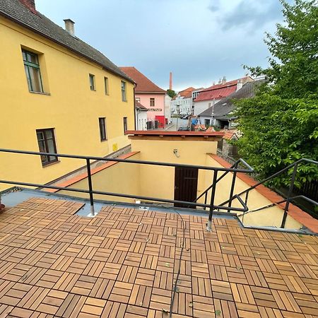 Apartman U Spinaru Trest Exterior photo
